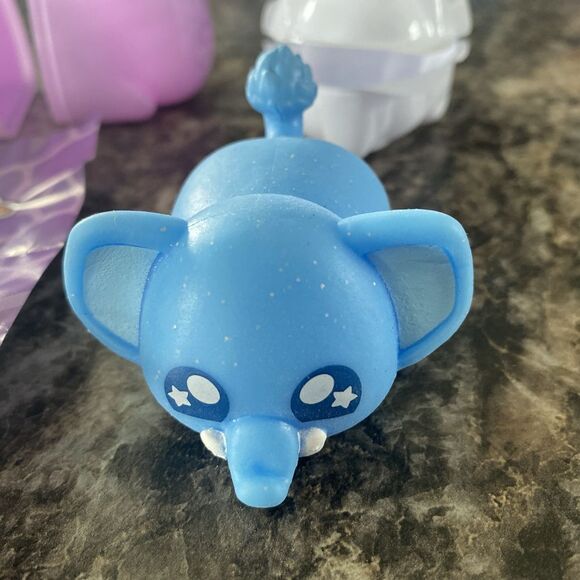 Aphmau Mystery MeeMeow Squishies Squishy Elephant Cat - Picture 2 of 5